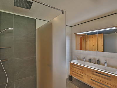 Bild 59 aus  Alpboden