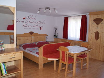 Familienzimmer mit Balkon