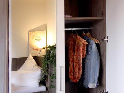 Bild 35 aus  Hollweck's Landoase