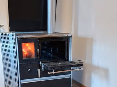 Bild 12 aus  Hütte am Bach