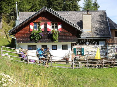 Bild 24 aus  Bergfriedhütte