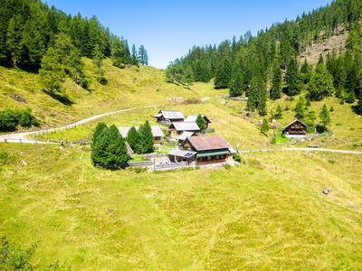 Bild 2 aus  Almhütte Pucher