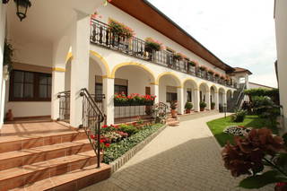 Arkadenweingut-Gästehaus Heiss aus Illmitz