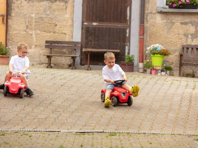 Bild 9 aus  Hof in Liebesdorf