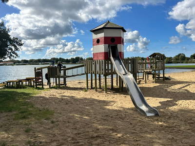 Der tolle Spielplatz in Otterndorf am Badesee