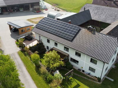 Bild 2 aus  Biohof Meyerhofer