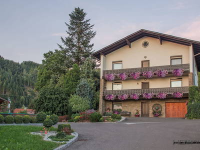 Bild 2 aus  Fam. Puster