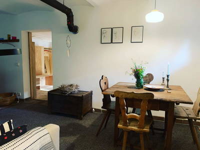 Bild 3 aus  Künstlerzimmer