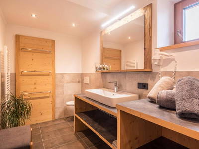Bild 12 aus  Haus Sonnegg