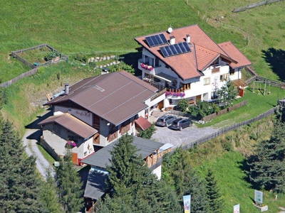 Bild 2 aus  Fergl's Hof