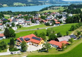 Ferienhof Langwallner Irrsee aus Zell am Moos