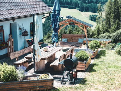 Bild 3 aus  Nussbolterhube