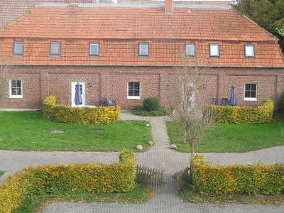 Blick auf die FW Remise und Kornkammer