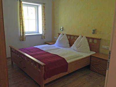 Ferienstadl Hammerau - Schlafzimmer "Eierschwammerl"