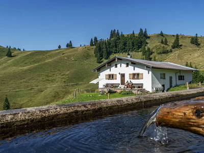 Bild 2 aus  Raineralm