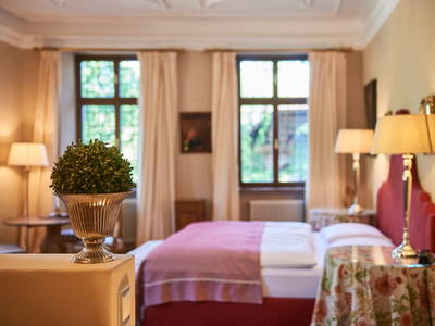 Bild 8 aus  Schloss Englar ****