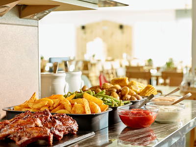 Beilagen beim Steak-Buffet