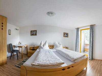 Bild 74 aus  Niederarnigerhof