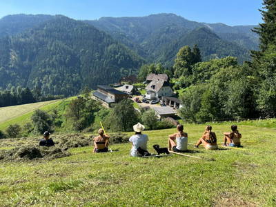 Bild 6 aus  Hütte am Bach