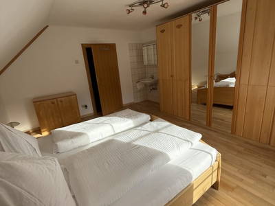 Bild 48 aus  S'Landhäuschen