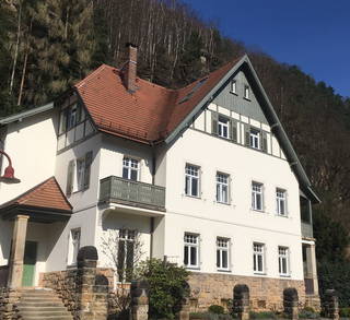 Villa Elbufer aus Bad Schandau