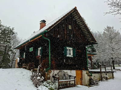 Es schneit, wir freuen uns riesig