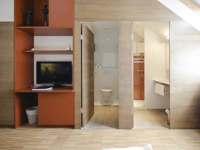 Eisenhuthaus Poysdorf - DZ Feuerstelle