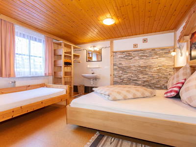 Bild 59 aus  Palfenhof