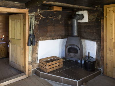 Bild 7 aus  Grubenhütte