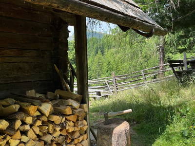 Bild 20 aus  Dreicharhütte