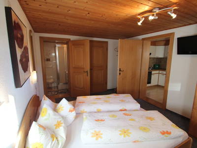 Bild 63 aus  Waldhof