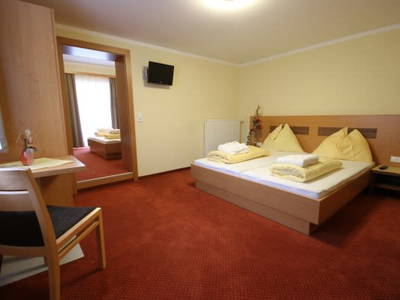 Bild 95 aus  Panorama Hof Fa. Sereinig