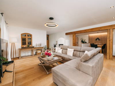 Bild 7 aus  Mika Hof 360m² Freiraum im Alleinlage mit Terrasse und Bergblick
