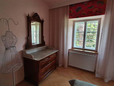 Haus Irblingweg - Schlafzimmer - Kommode