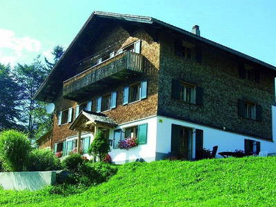 Bild 44 aus  Familienbetrieb Maier