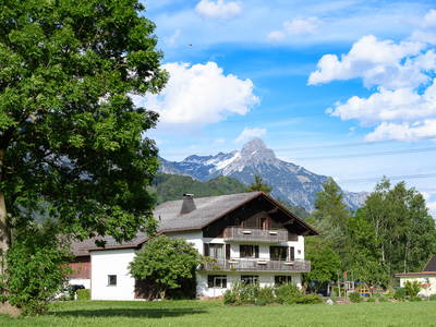 Bild 2 aus  Guschahof