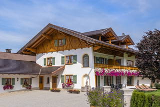 Ferienwohnungen Chiemsee Hauszeit aus Bernau (Chiemsee)