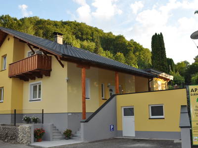 Bild 2 aus  "Apart Dirndltal"