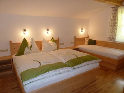 Bild 24 aus  Neuhaus