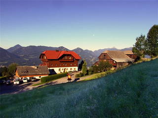 Bauernhof Buschenschenke Karin Baumgartner aus Fresach