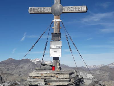 Bild 18 aus  Bergfriedhütte
