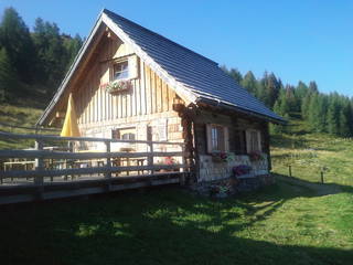 Laußnitzer Hütte aus Rennweg am Katschberg