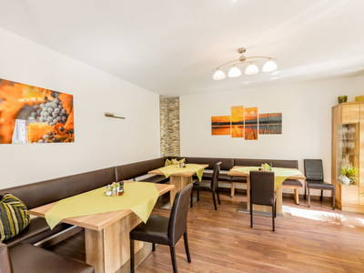 Bild 35 aus  Weingut-Gästehaus Gangl Hildegard