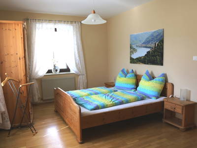 Ferienwohnung Kellerkatz - Schlafzimmer
