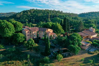 Une Campagne en Provence - Templergut vom 12 Jahrhundert