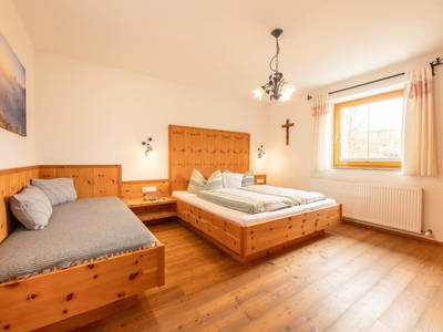 Bild 45 aus  Omesbergerhof