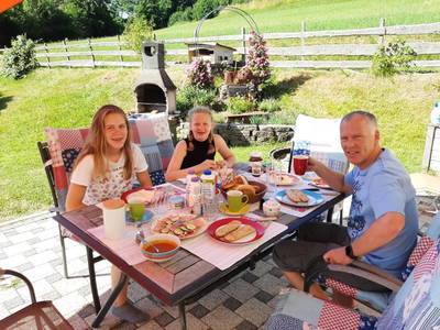 Bild 43 aus  Kleelehof