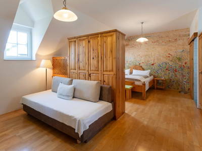 Bild 118 aus  Bio Bauernhof Landhaus Bender Ferienhaus Kellerstöckl