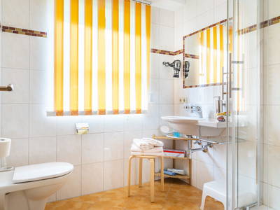 Bild 51 aus  Neuhaus