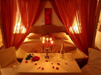 Romantikzimmer mit Himmelbett